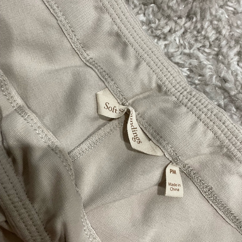 pants - Picture 2 of 2